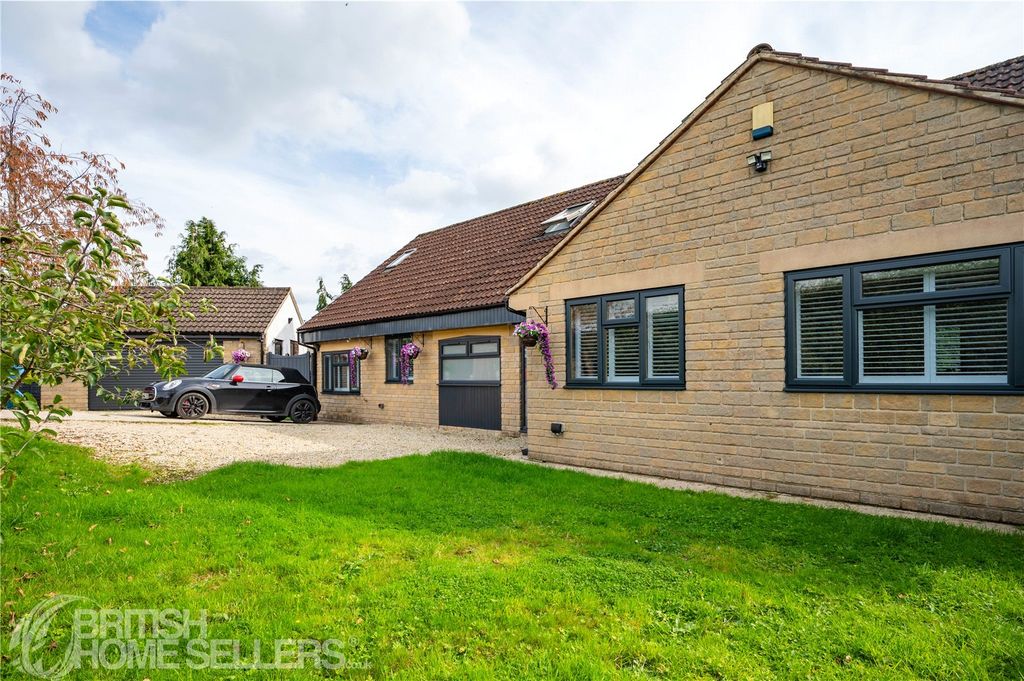 Property photo 1 of 41 Picture No. 17