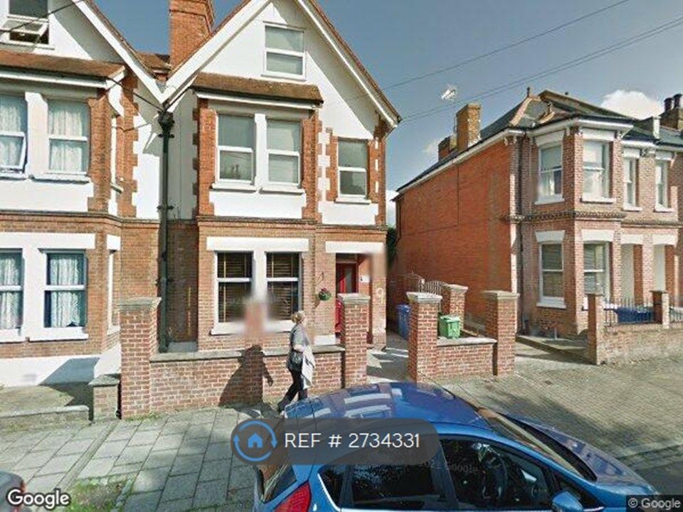 Property photo 2 of 18