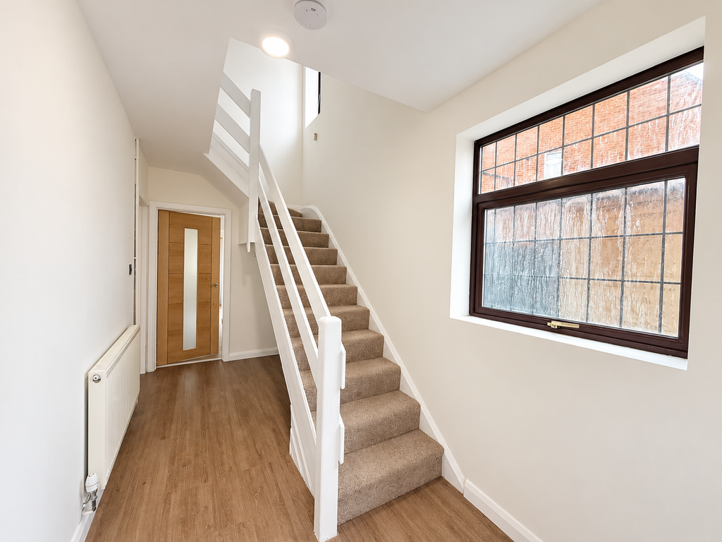 Property photo 2 of 11 Entrance