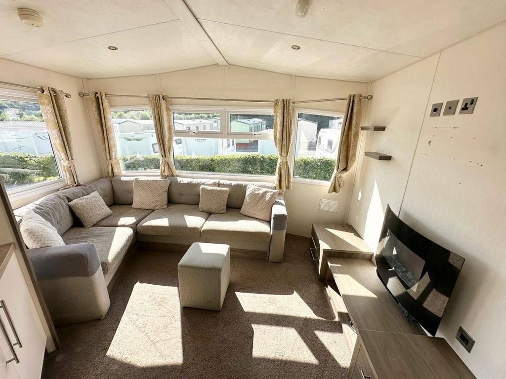 Property photo 3 of 5 Delta Ascott (3).Jpg