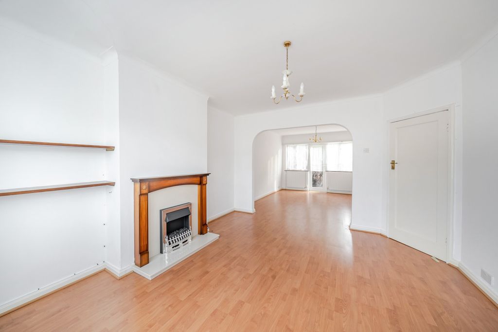 Property photo 2 of 15 1388049-17-6932B2...