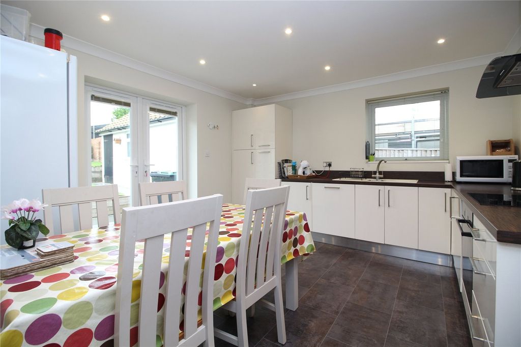 Property photo 3 of 14 Picture No. 04