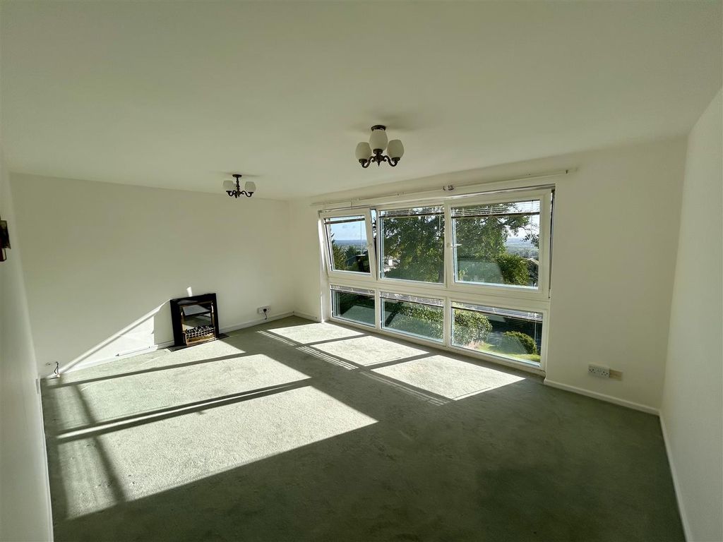 Property photo 2 of 15 Living Room