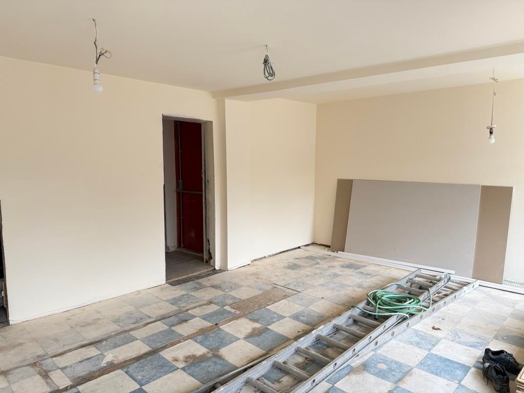 Property photo 2 of 10 Customer Service Area Of Take Away Unit