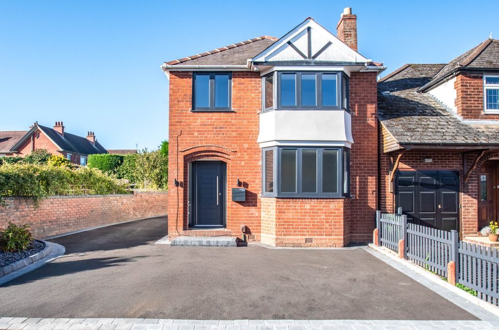 Property photo 1 of 23 Picture No. 25