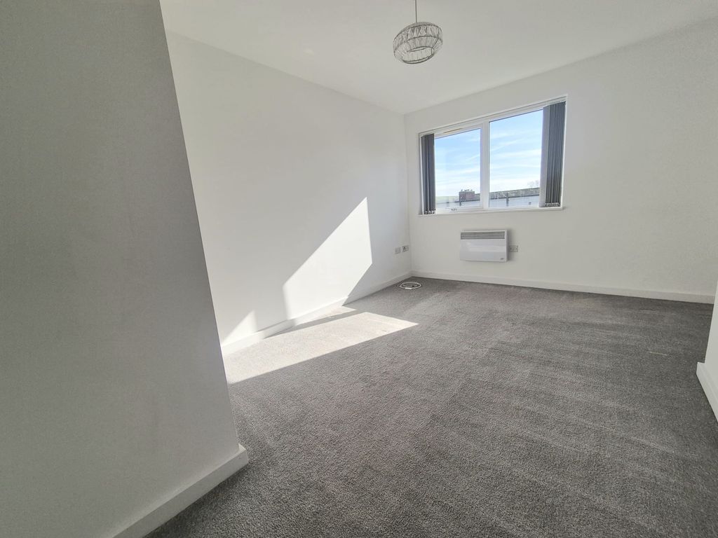 Property photo 3 of 5 Image