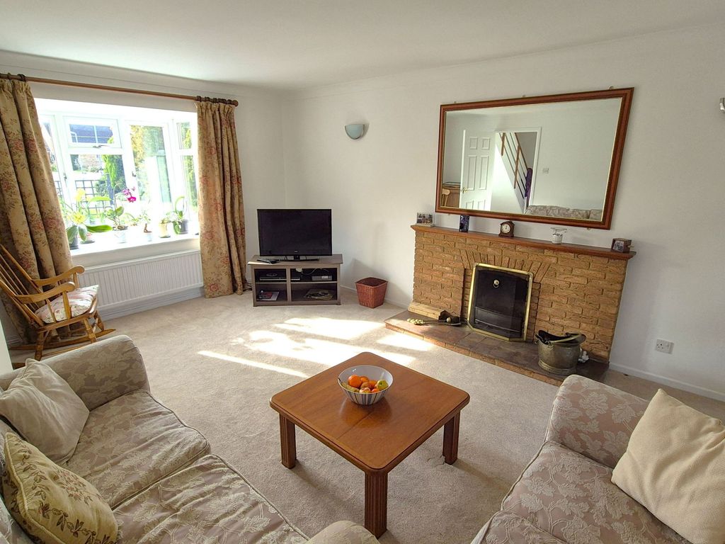 Property photo 3 of 23