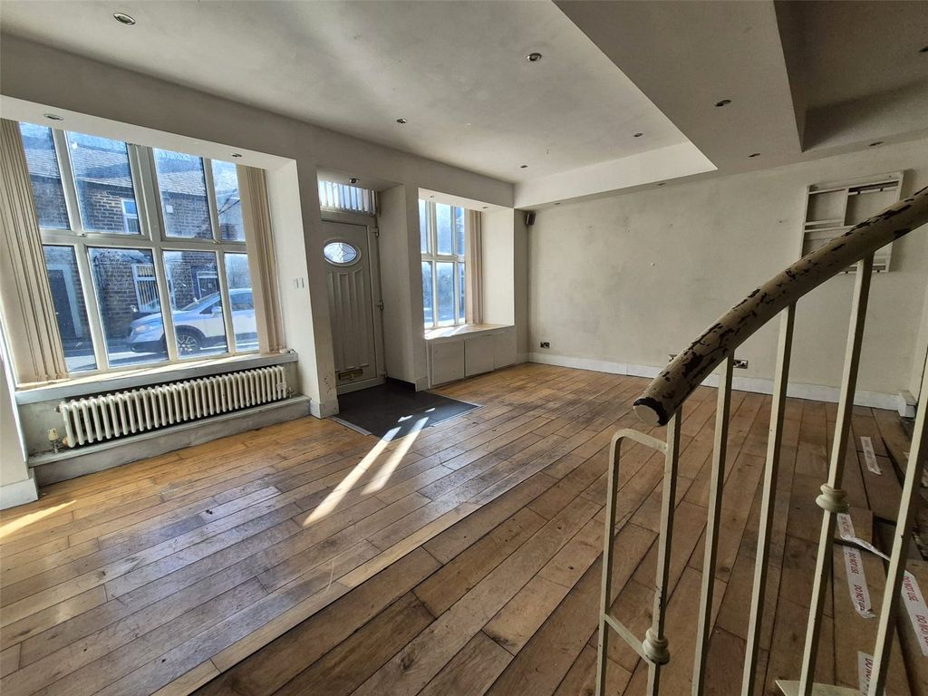 Property photo 2 of 18 Picture No. 02