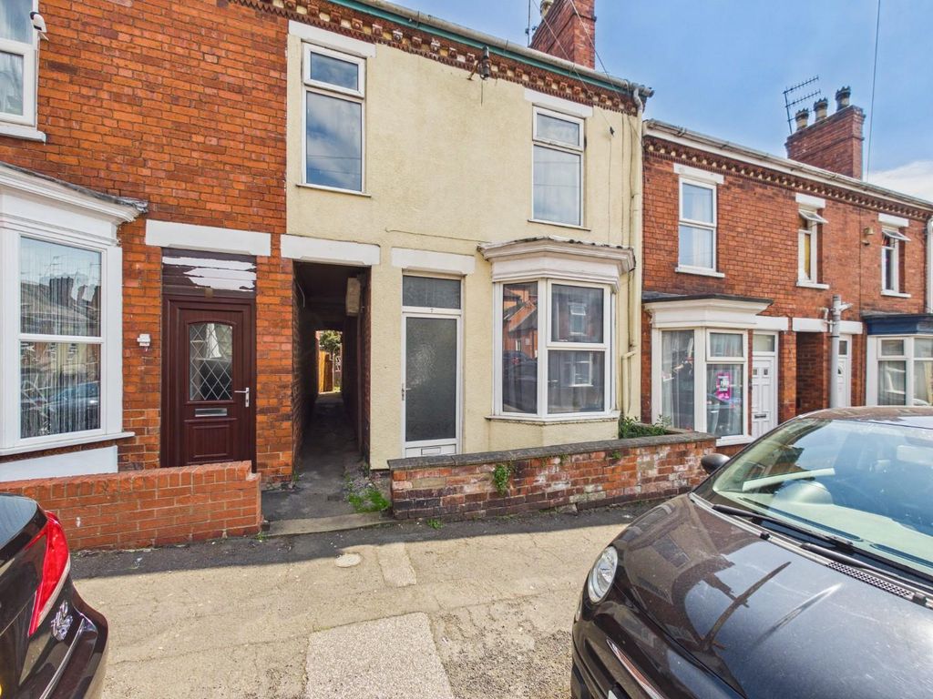 Property photo 1 of 11