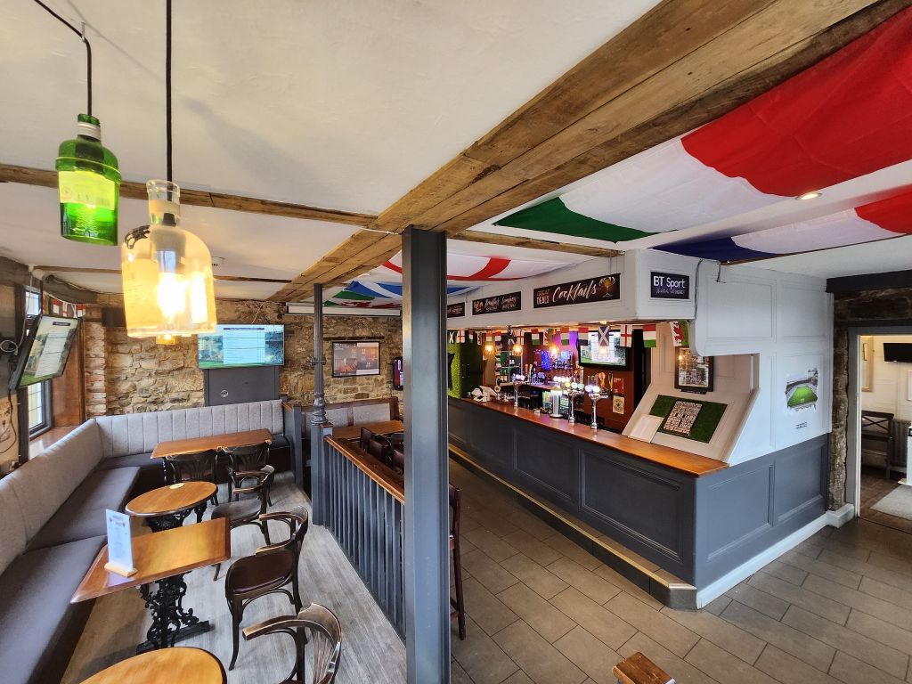 Property photo 3 of 11