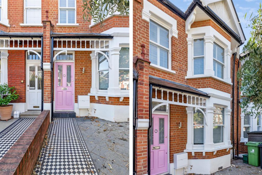Property photo 1 of 12 St Albans Avenue, W4 - For Sale