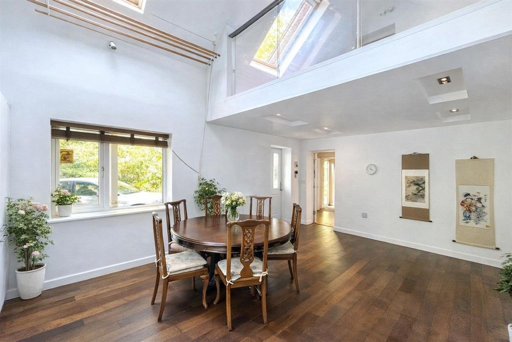 Property photo 1 of 21 13.Png