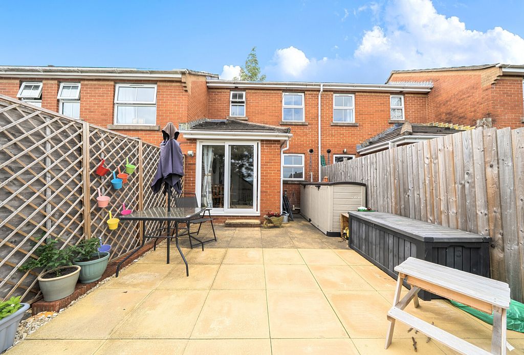 Property photo 3 of 14 1479550-3-6A32c09...