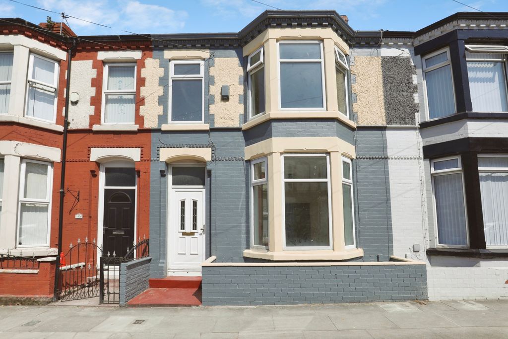 Property photo 1 of 22 Front