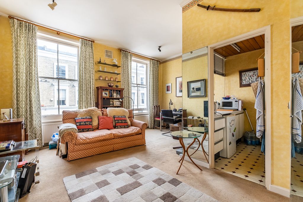 Property photo 2 of 14