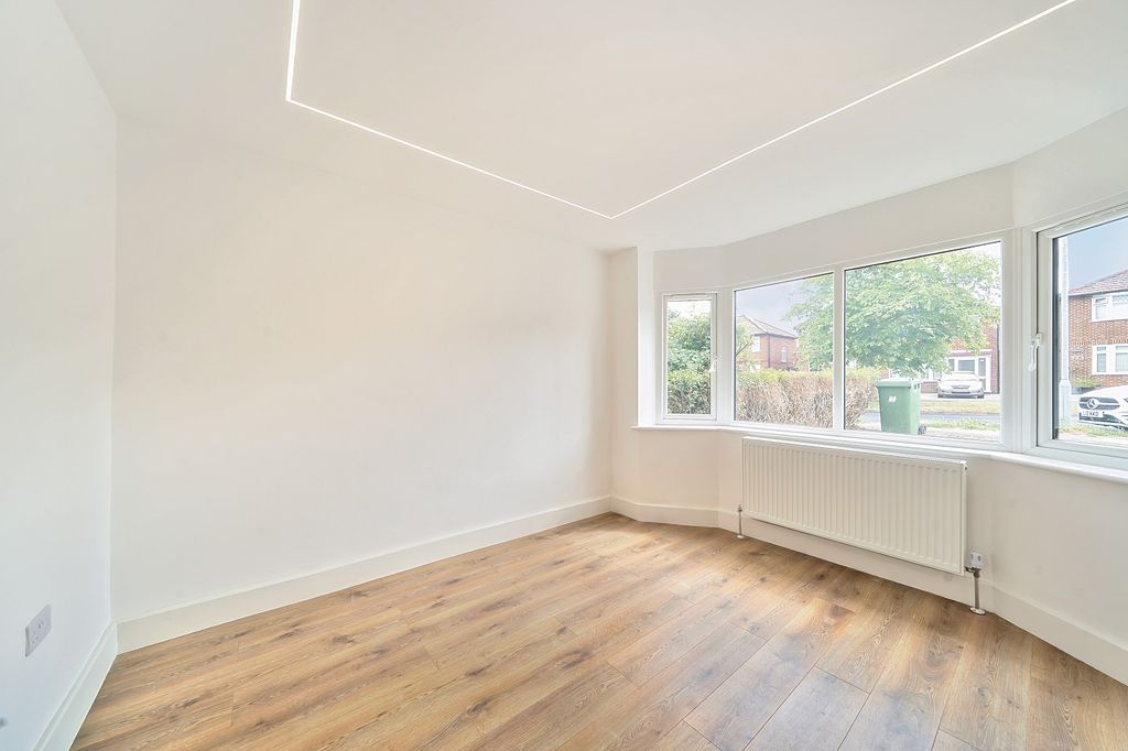 Property photo 2 of 12 Not Specified