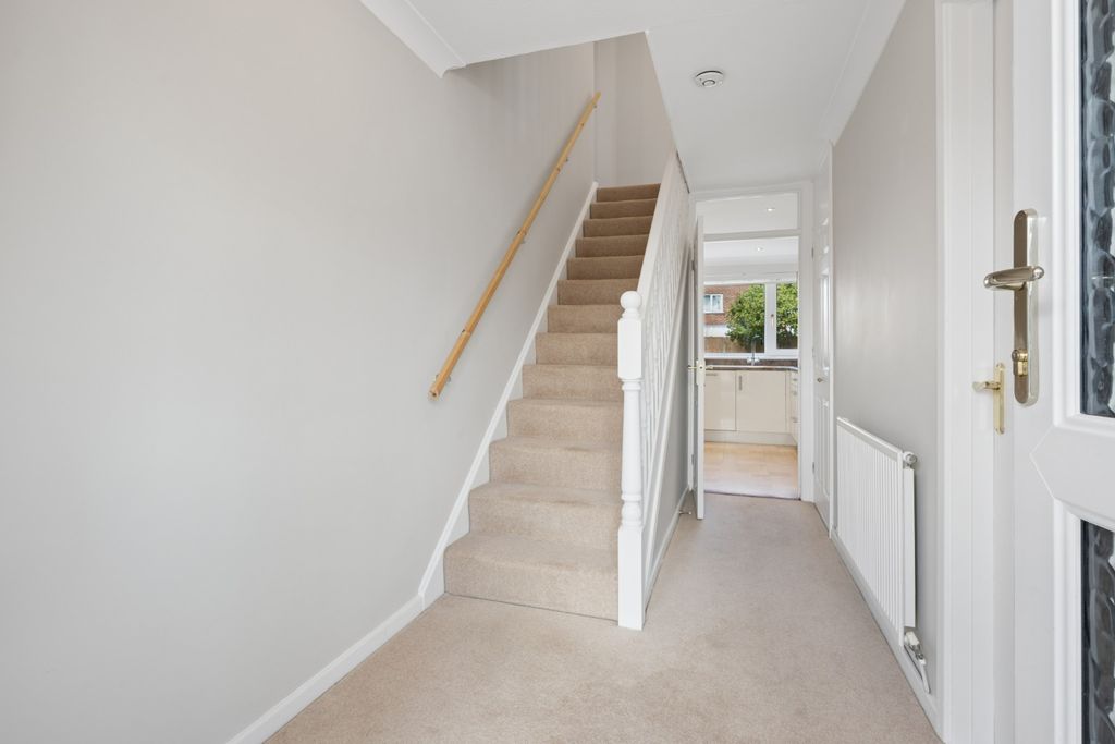 Property photo 2 of 21 5341584