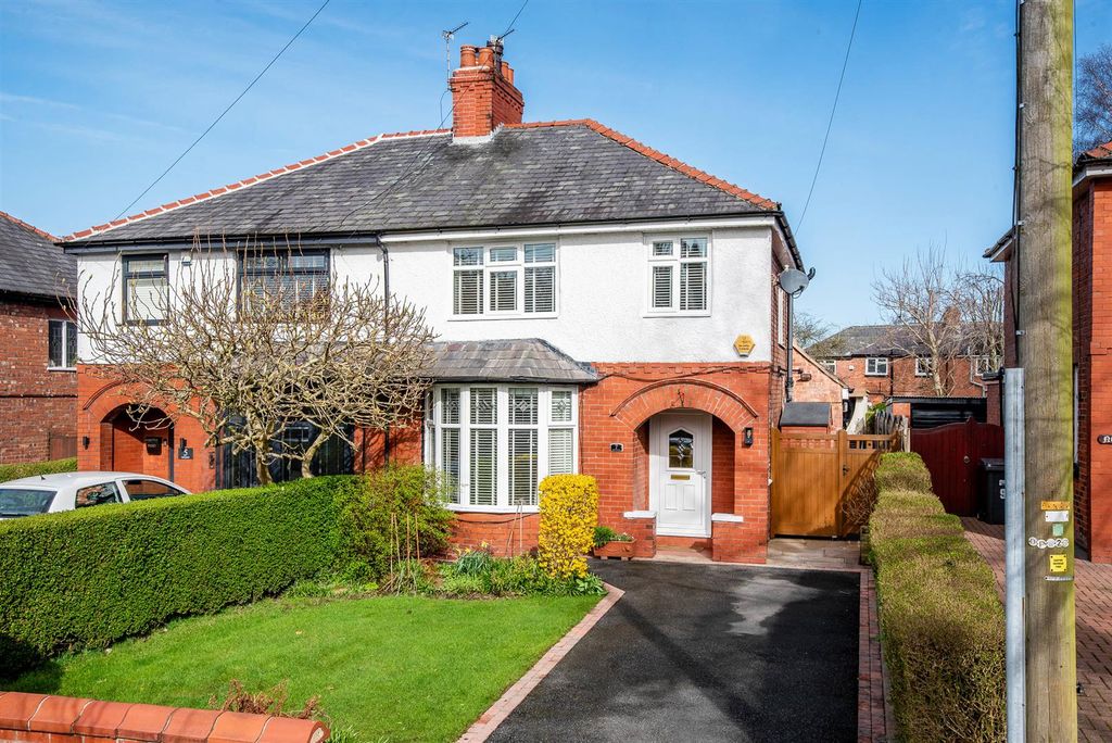 Property photo 1 of 29 Front External