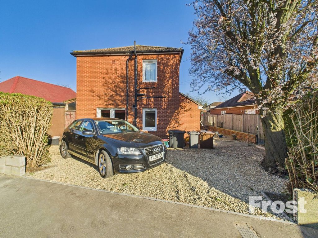 Property photo 3 of 12 Picture No. 26