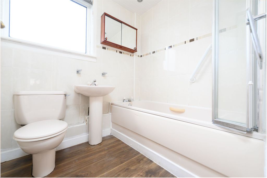 Additional image 10 of 2 bed end terrace house for salePennyfern Road, Greenock PA16