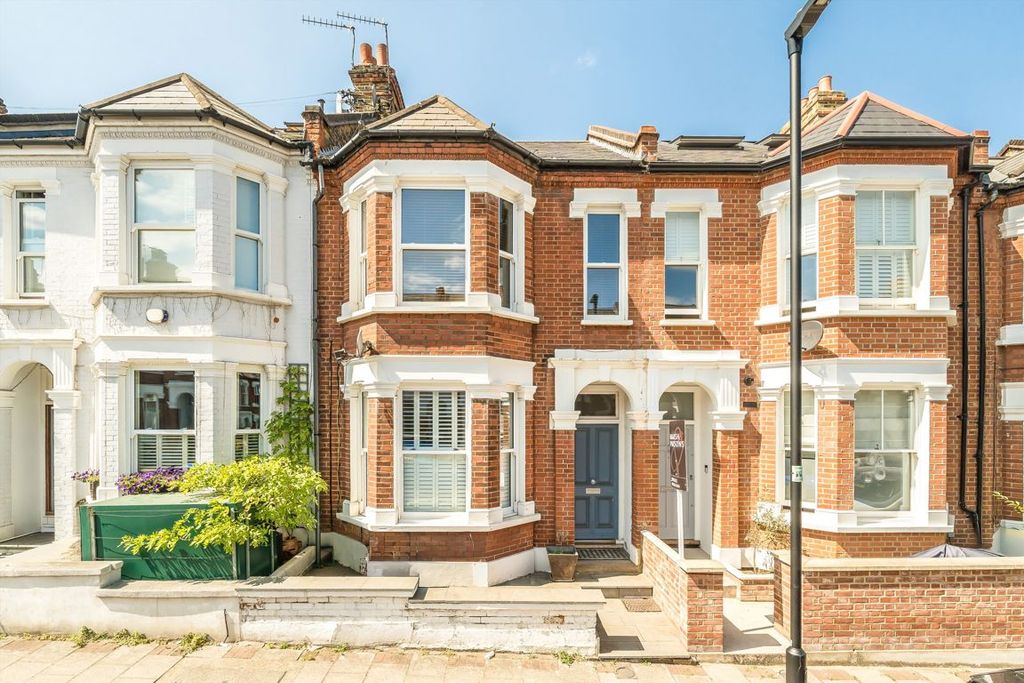 Property photo 1 of 9