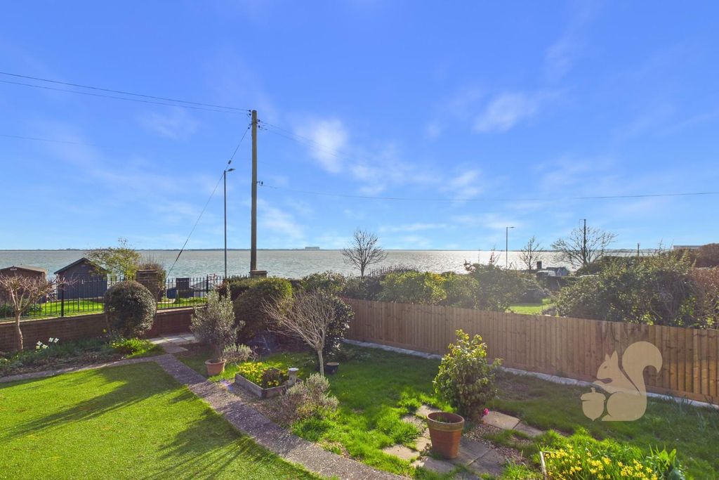 Property photo 2 of 39