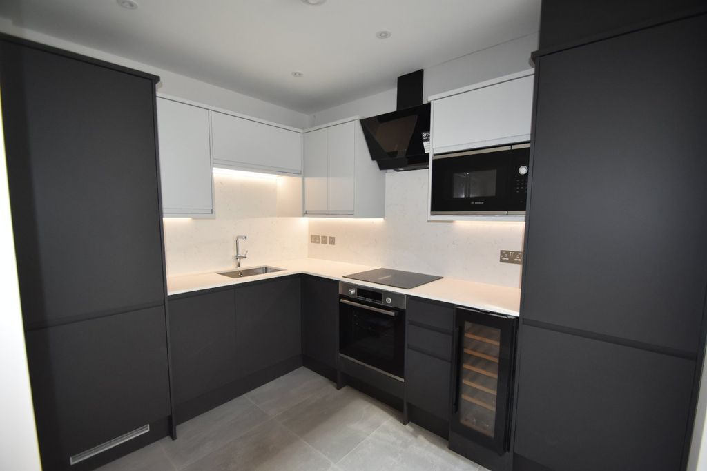 Property photo 1 of 16 Picture No. 03