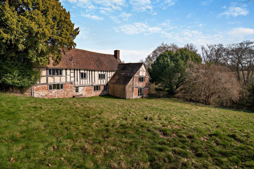 Property photo 2 of 21 Picture No. 15