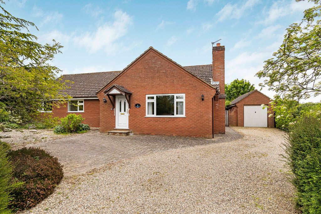 Property photo 1 of 26