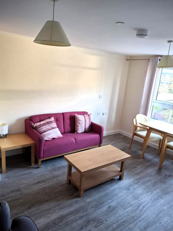 Property photo 2 of 31