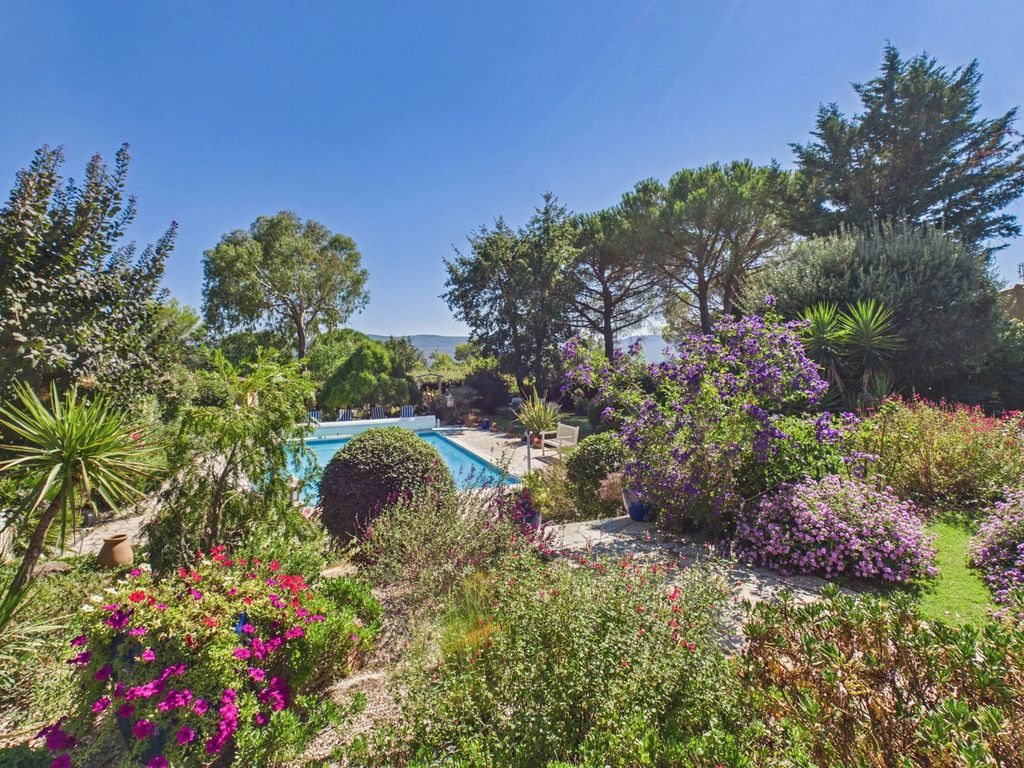 Property photo 2 of 23 d5522A9F3389B01Daadc979F45Df115F_c94c395Fdc_1920-Big