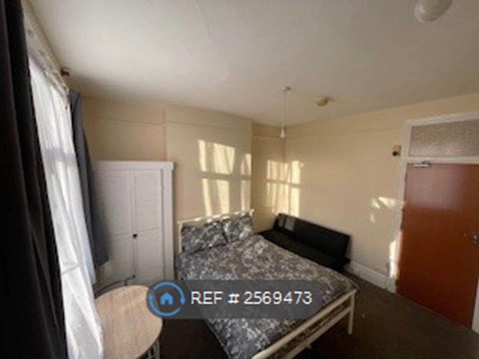 Property photo 2 of 6