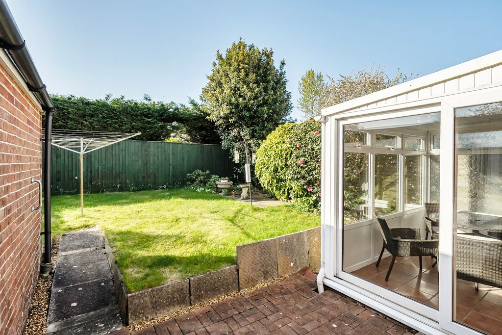 Property photo 3 of 18