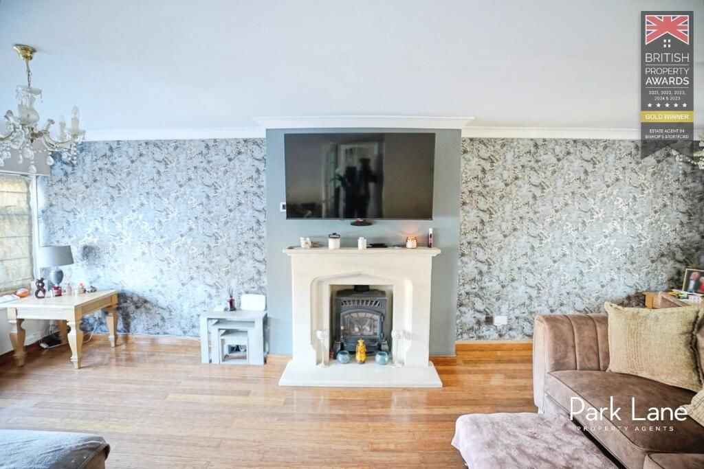 Property photo 2 of 22