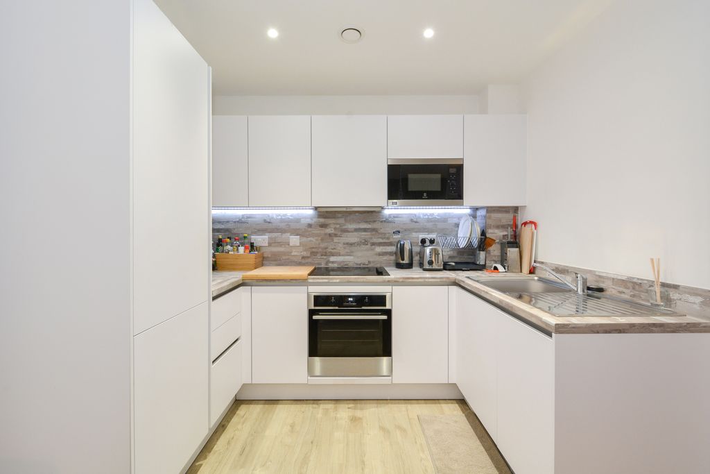 Property photo 2 of 9