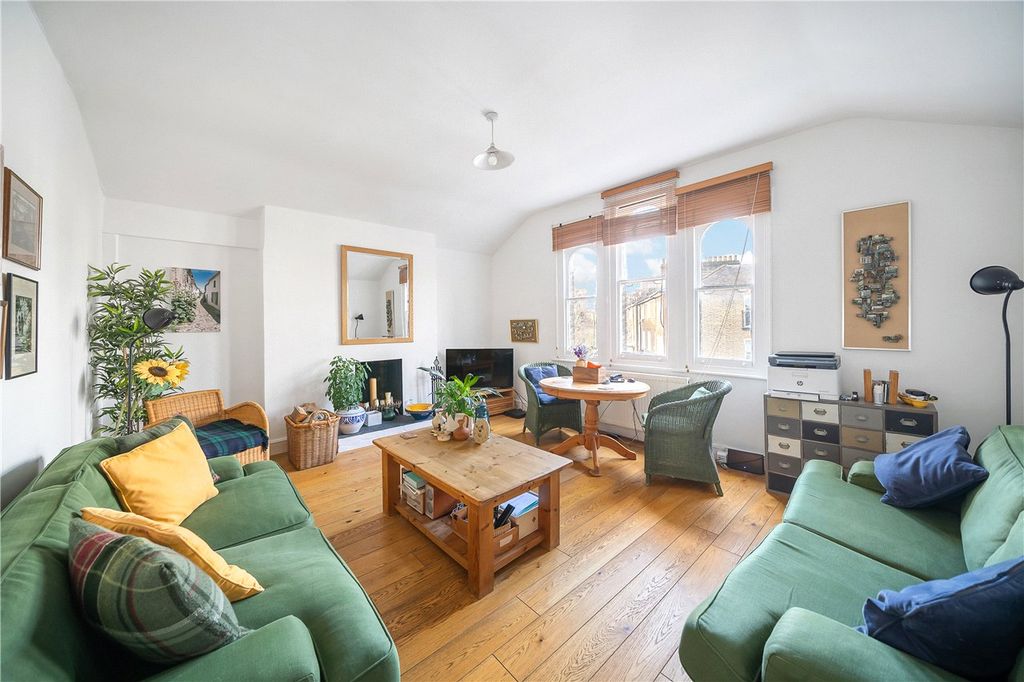 Property photo 2 of 10 Reception