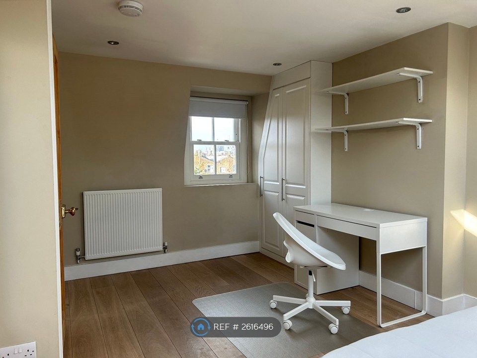 Property photo 1 of 5