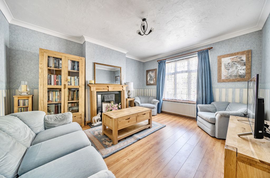Property photo 2 of 16 1314778-1-686288F...