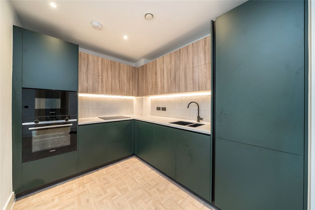 Property photo 3 of 10 Picture No. 04