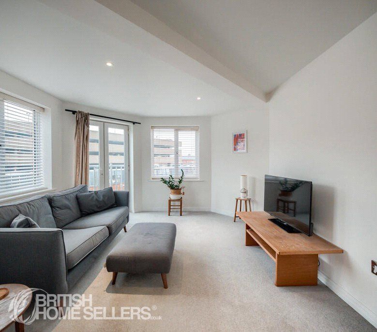 Property photo 3 of 10 Picture No. 12