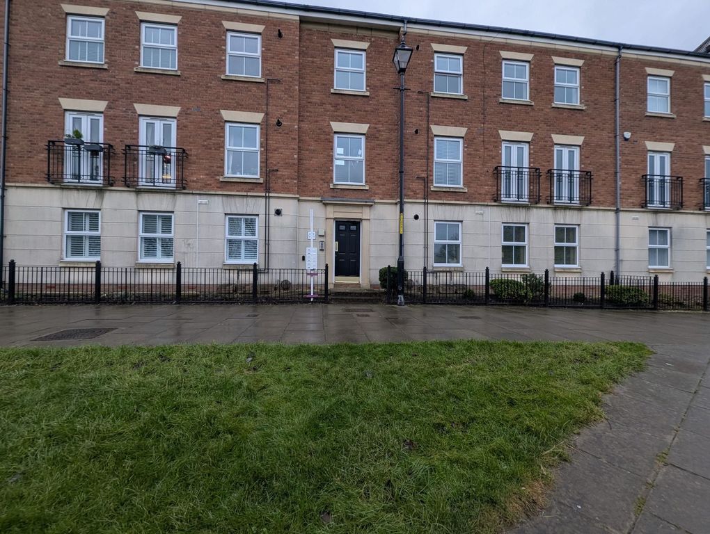 Property photo 1 of 9