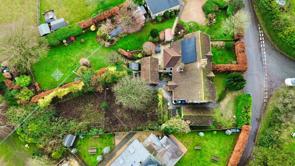 Property photo 3 of 23