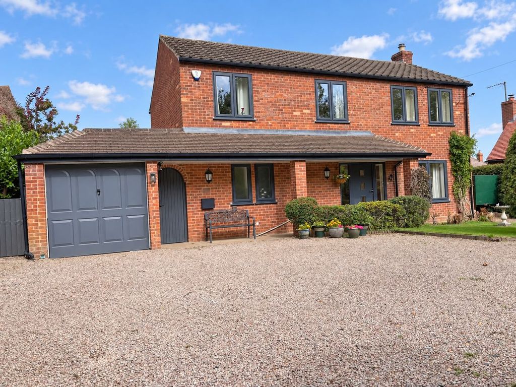 Property photo 1 of 37