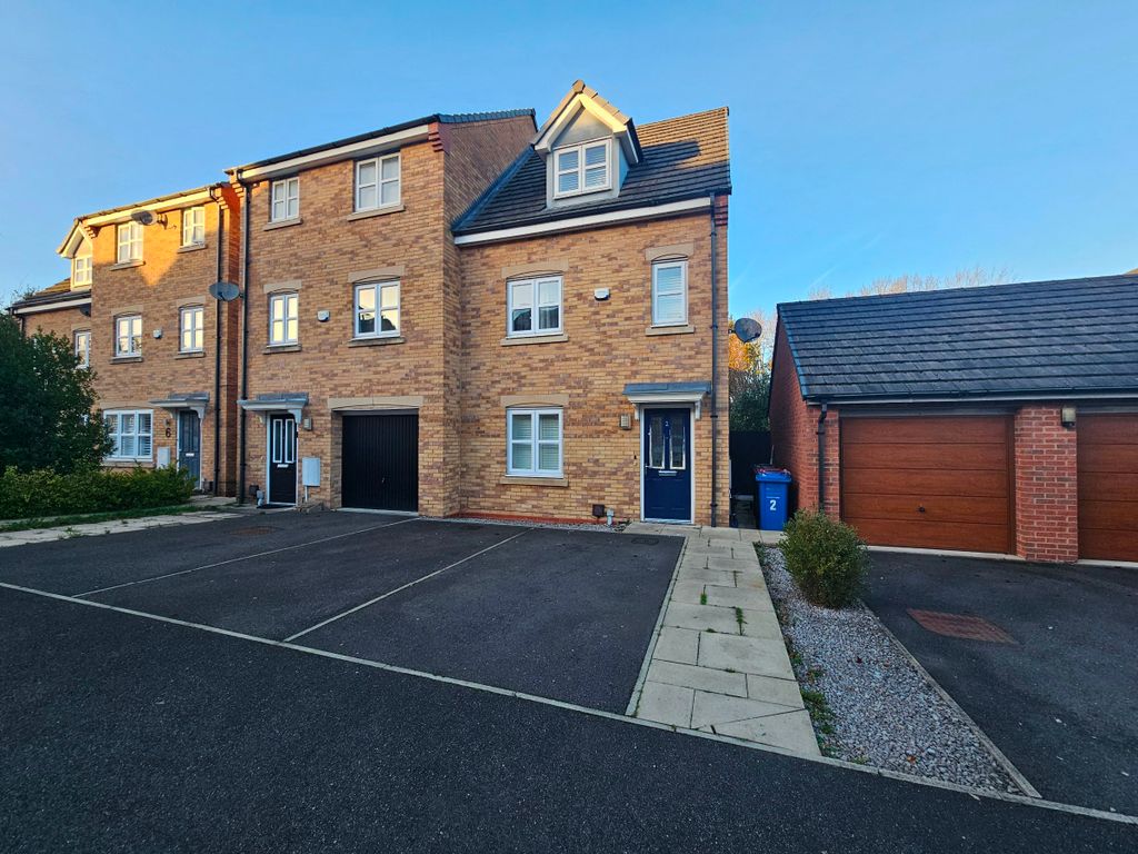 Property photo 1 of 30