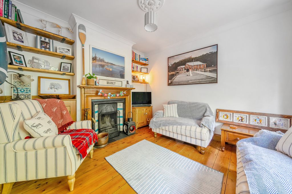 Property photo 2 of 15