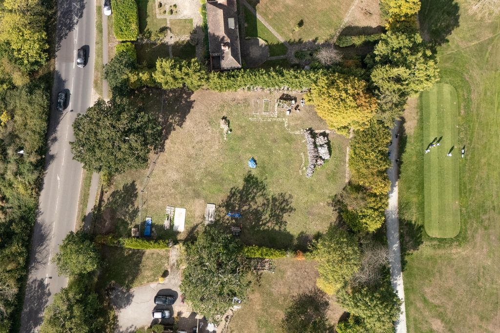 Property photo 3 of 7 Land On The North West Side Of London Road, Rickmansworth, Wd3 1Jt