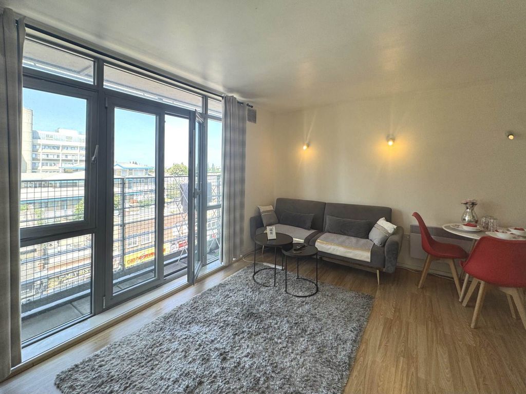Property photo 1 of 7
