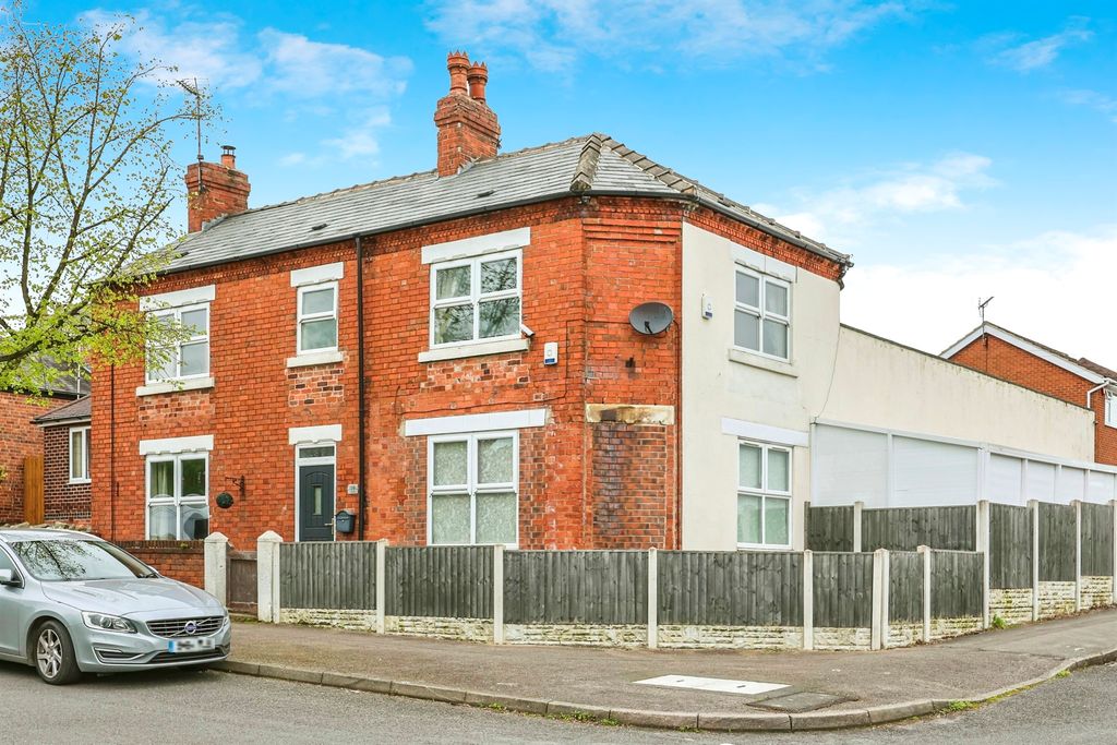 Property photo 1 of 19