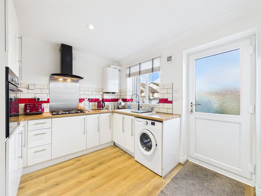 Property photo 3 of 15 Picture No. 16