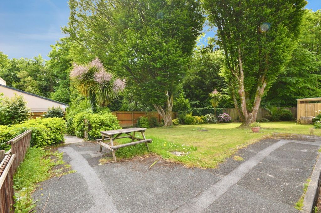 Property photo 2 of 16 2 - Picture No. 19